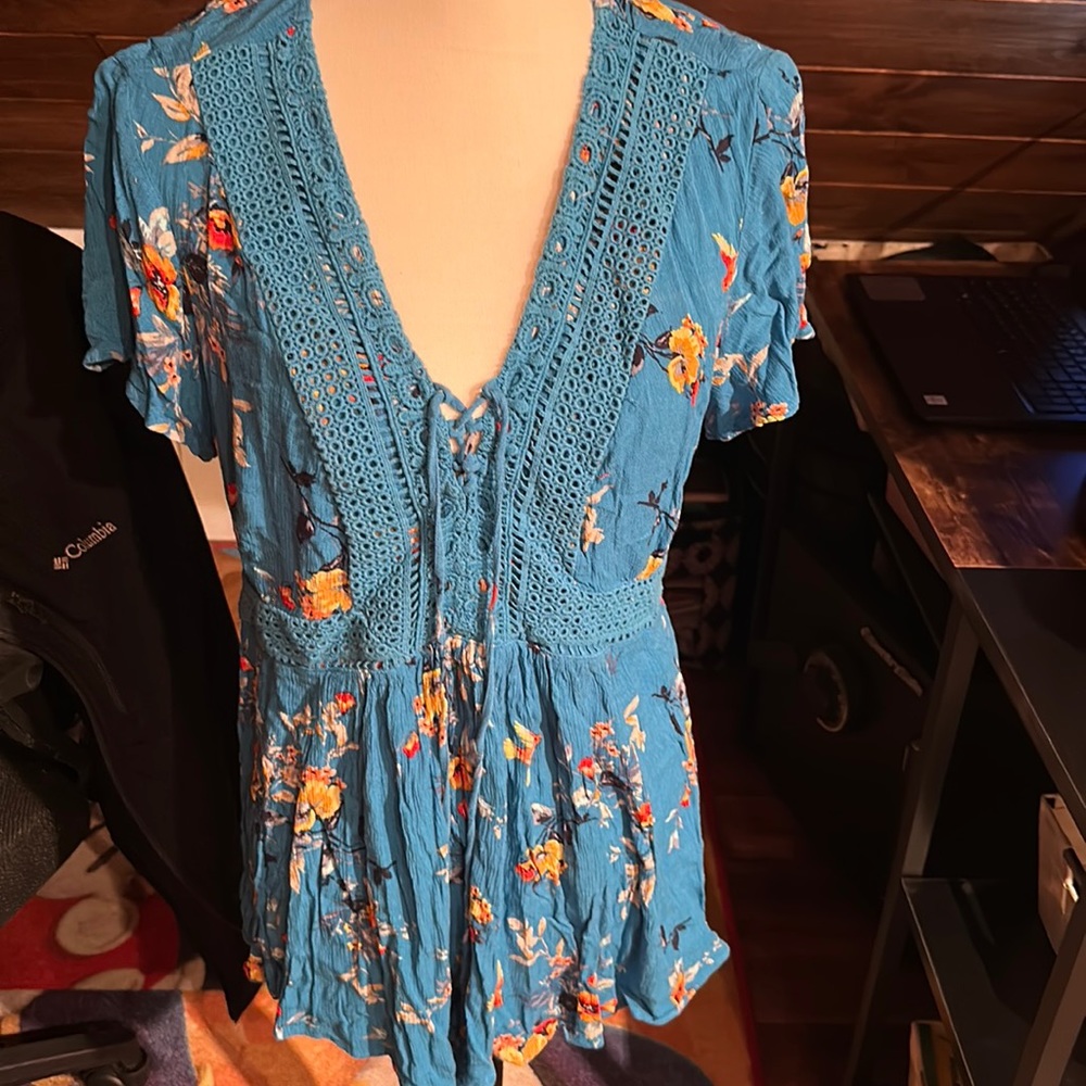 Torrid shirt